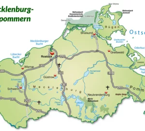 Tourismus in MV: Landkarte von Mecklenburg-Vorpommern mit Verkehrsnetz